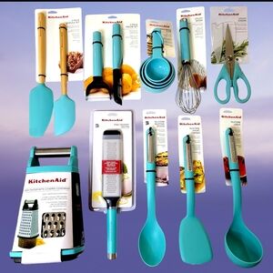 KitchenAid Aqua Blue 15 - Piece Everyday Utensil Bundle